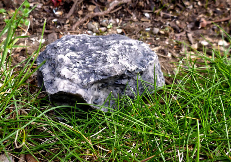 Ram-Pro Hide a Key Fake Rock // Urban Survival Kit