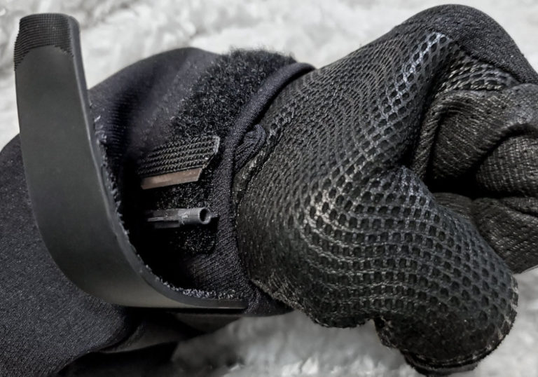Jacket Sleeve Cuff Escape Kit Method /// Urban Survival Kit